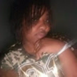 Meet your Posher, Monique